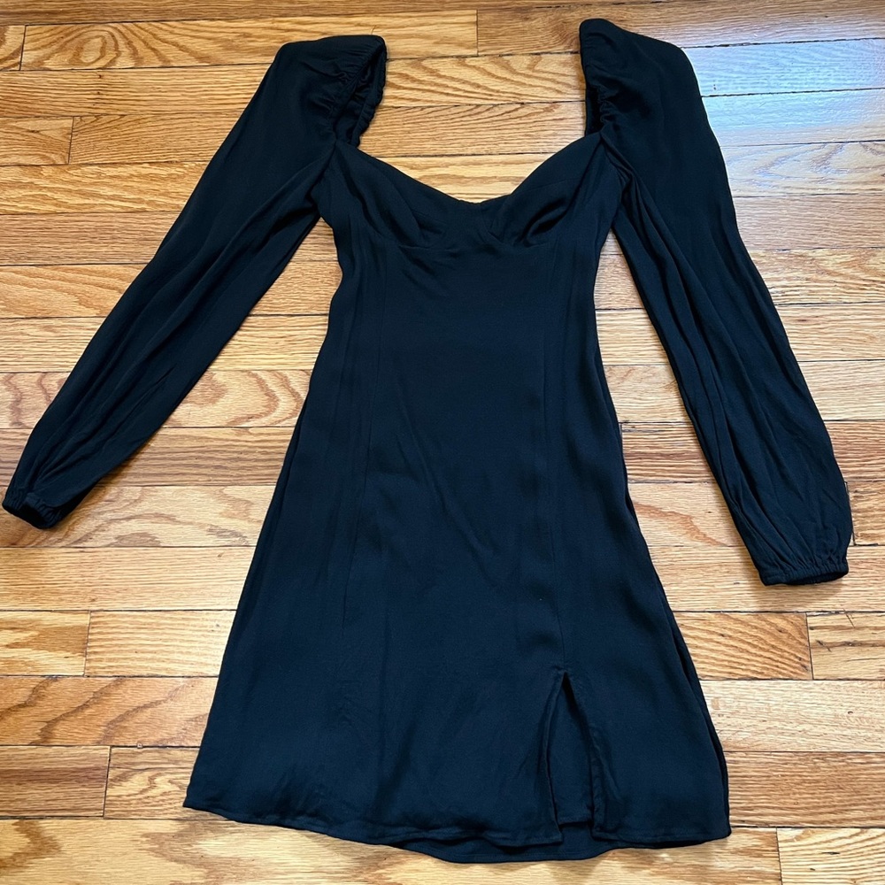*SOLD* Aritzia Wilfred Novella Mini Dress Black Size 2